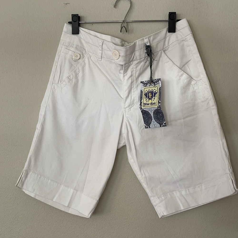 NWT Blue Epic White Bermuda Women's Shorts Size 12 - Picture 6 of 9